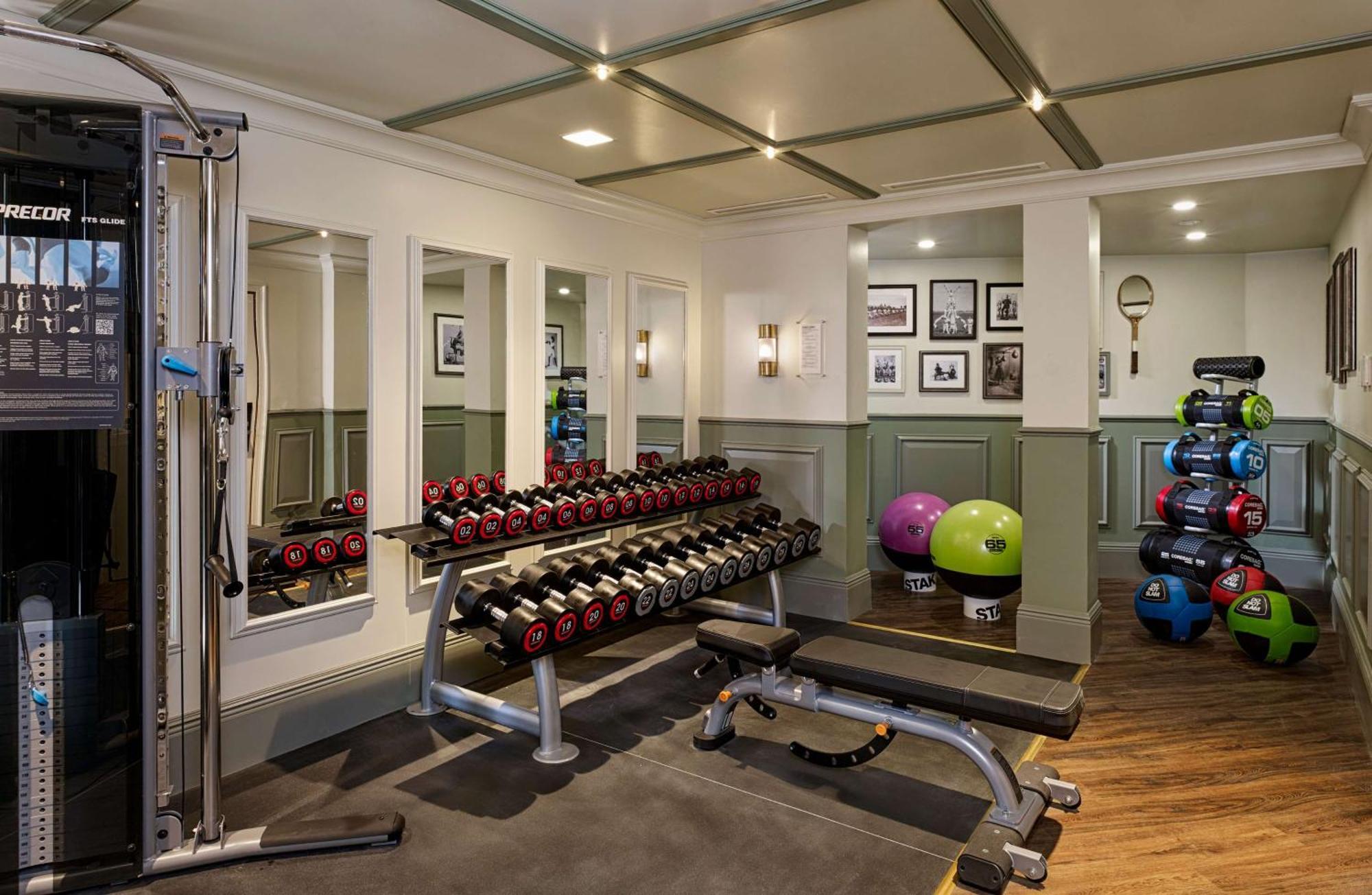 100 Queen'S Gate Hotel London, Curio Collection By Hilton Facilities photo The gym at The Ivy Spa