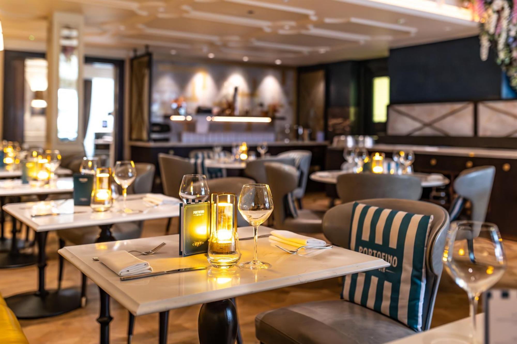 100 Queen'S Gate Hotel London, Curio Collection By Hilton Exterior photo The restaurant